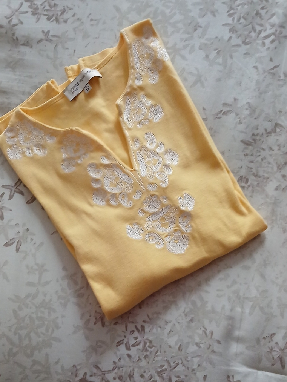Jones New York Yellow Knit Top Size M
